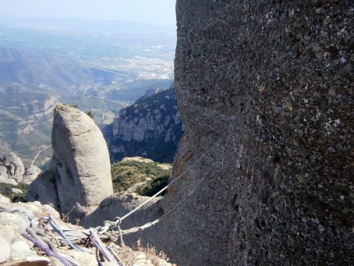 Tirolina entre la Punxa i la Porra